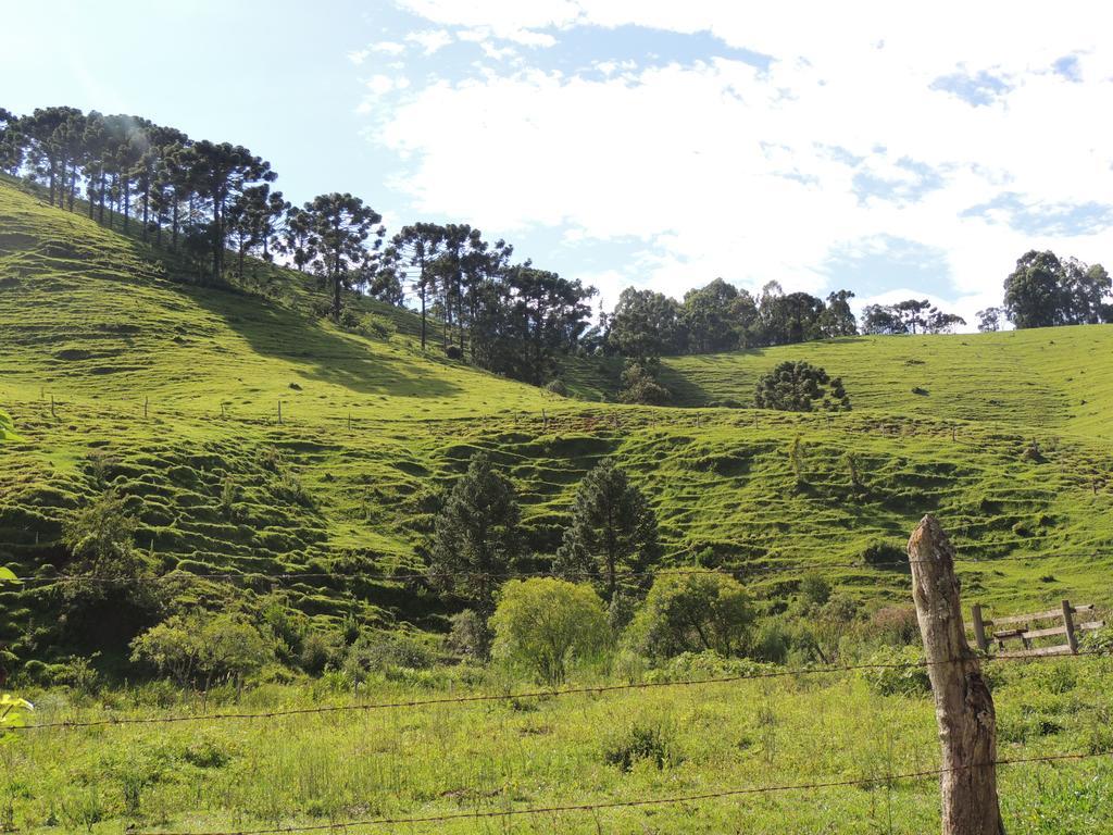 To Na Roca Villa Cunha Luaran gambar